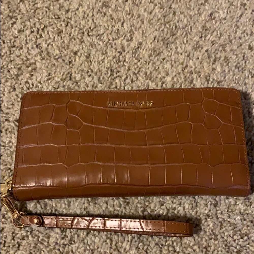 Michael Kors Jetset Crocodile Leather Cont. Wallet